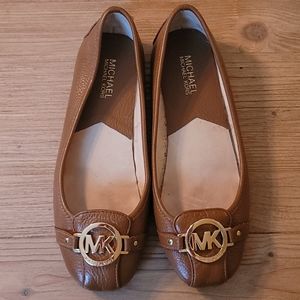 Michael Kors leather flats